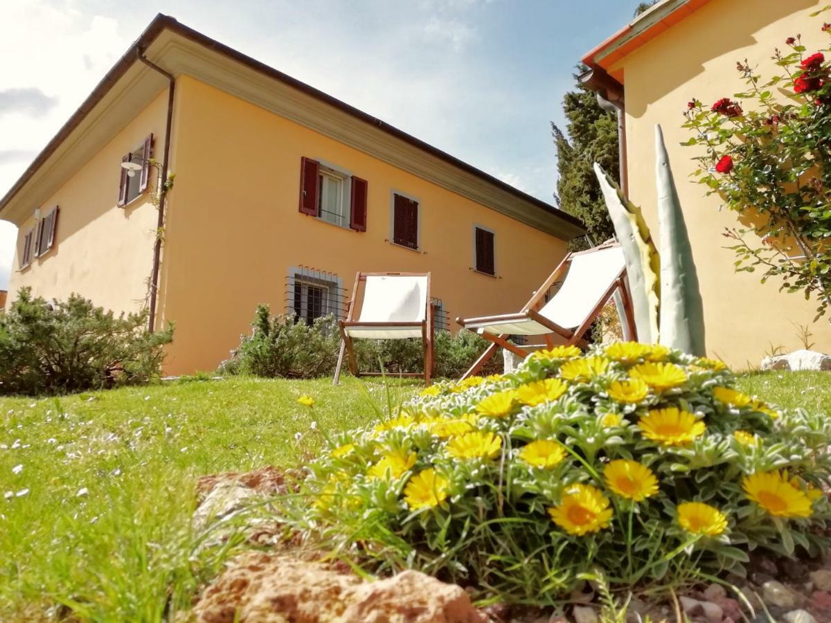 Il Montelletto Bed & Breakfast Санта Луче Екстериор снимка